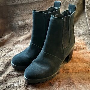UGG Women's Black Ankle Booties